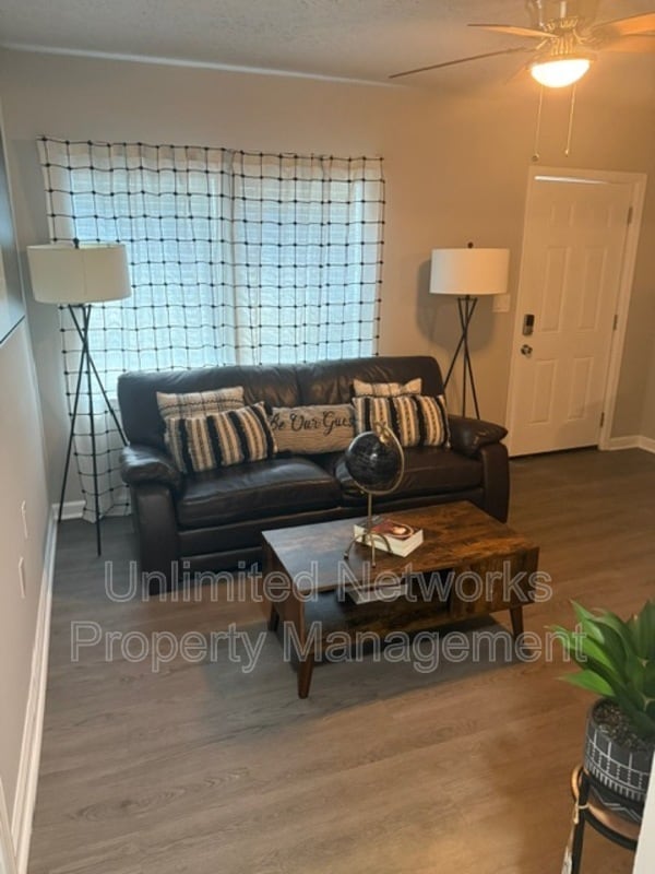 Building Photo - 151 Lawton St SW