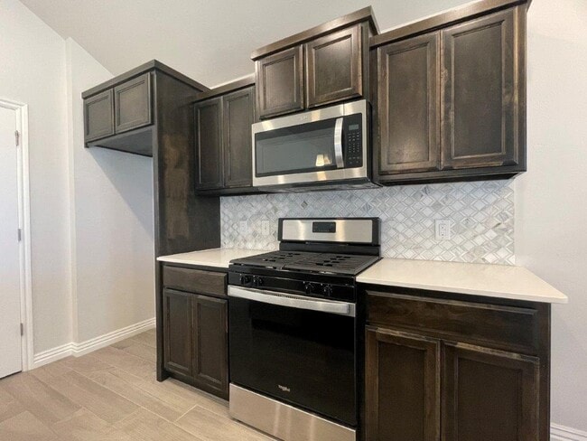 Building Photo - 4312 Willow Run