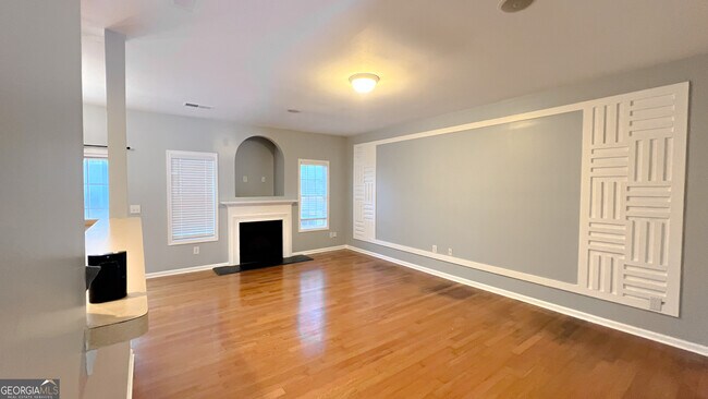 Building Photo - 2104 Waterleaf Dr