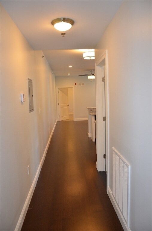 Building Photo - 6 Admirals Wy