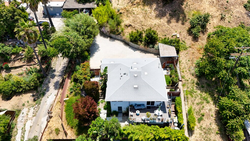 Building Photo - 4523 Tourmaline St