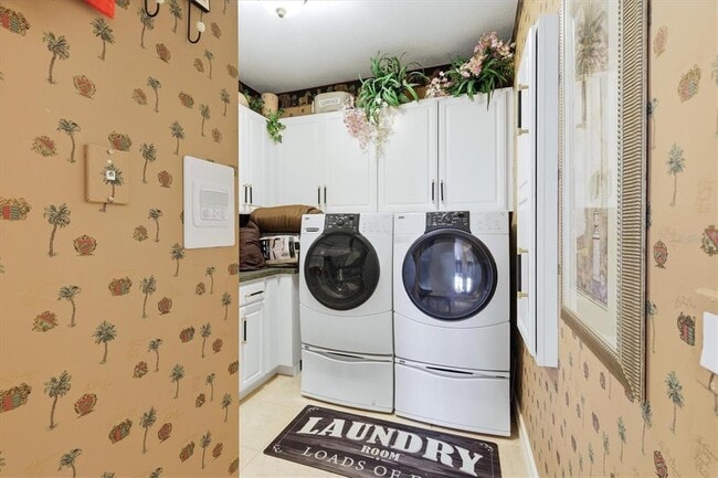 Building Photo - 1007 3rd St E