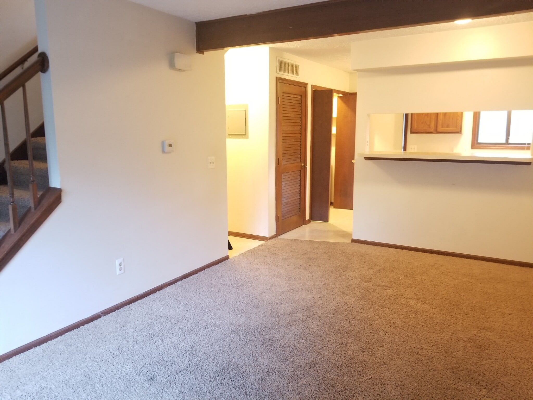 Building Photo - 1933 Hoyt Ave