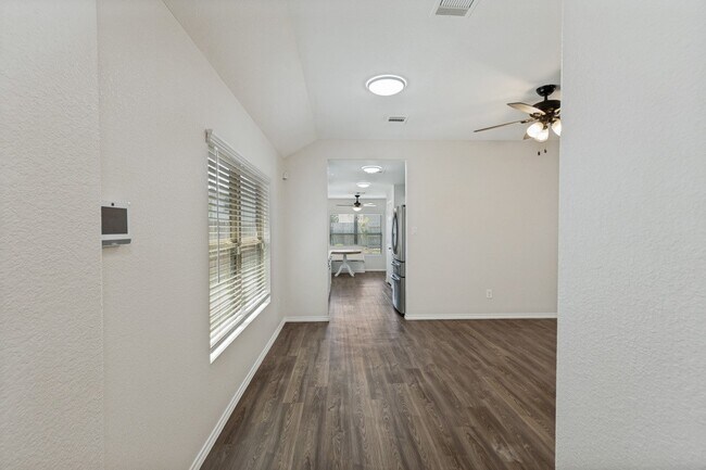 Building Photo - 1235 Blue Hazel Ct