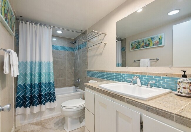 Building Photo - 737 Seacoast Dr