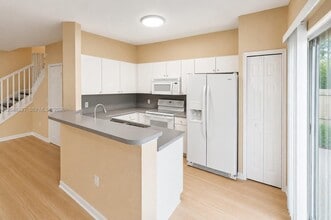 Building Photo - 8526 NW 107th Passage