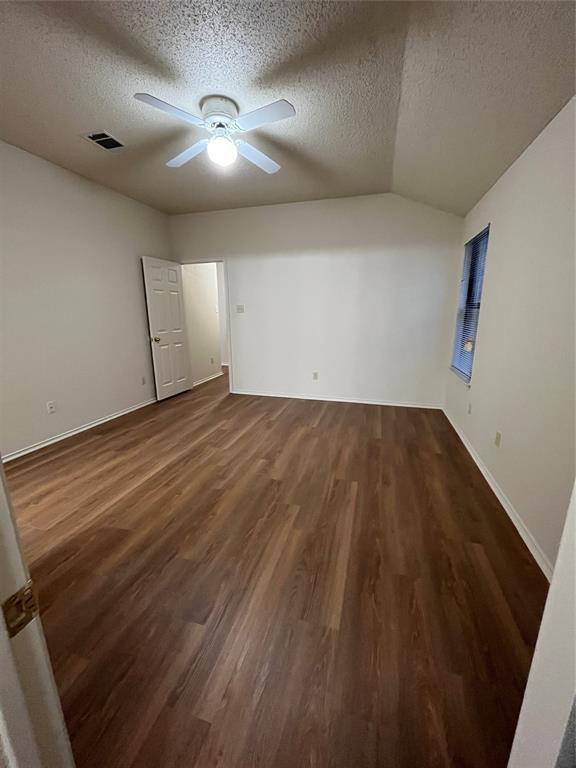 Building Photo - 862 Latteridge Dr