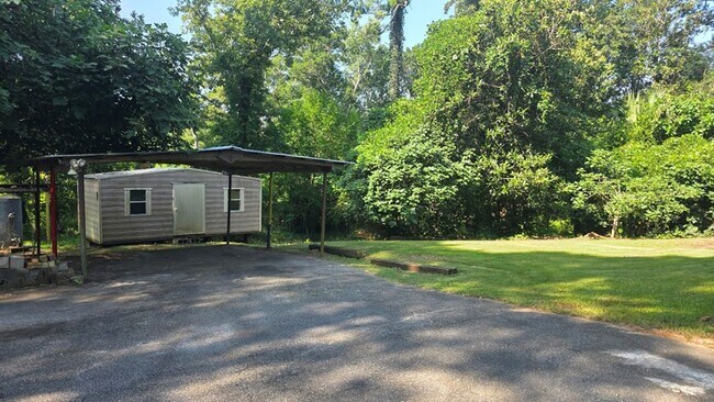 Building Photo - 989 Wadsworth Rd