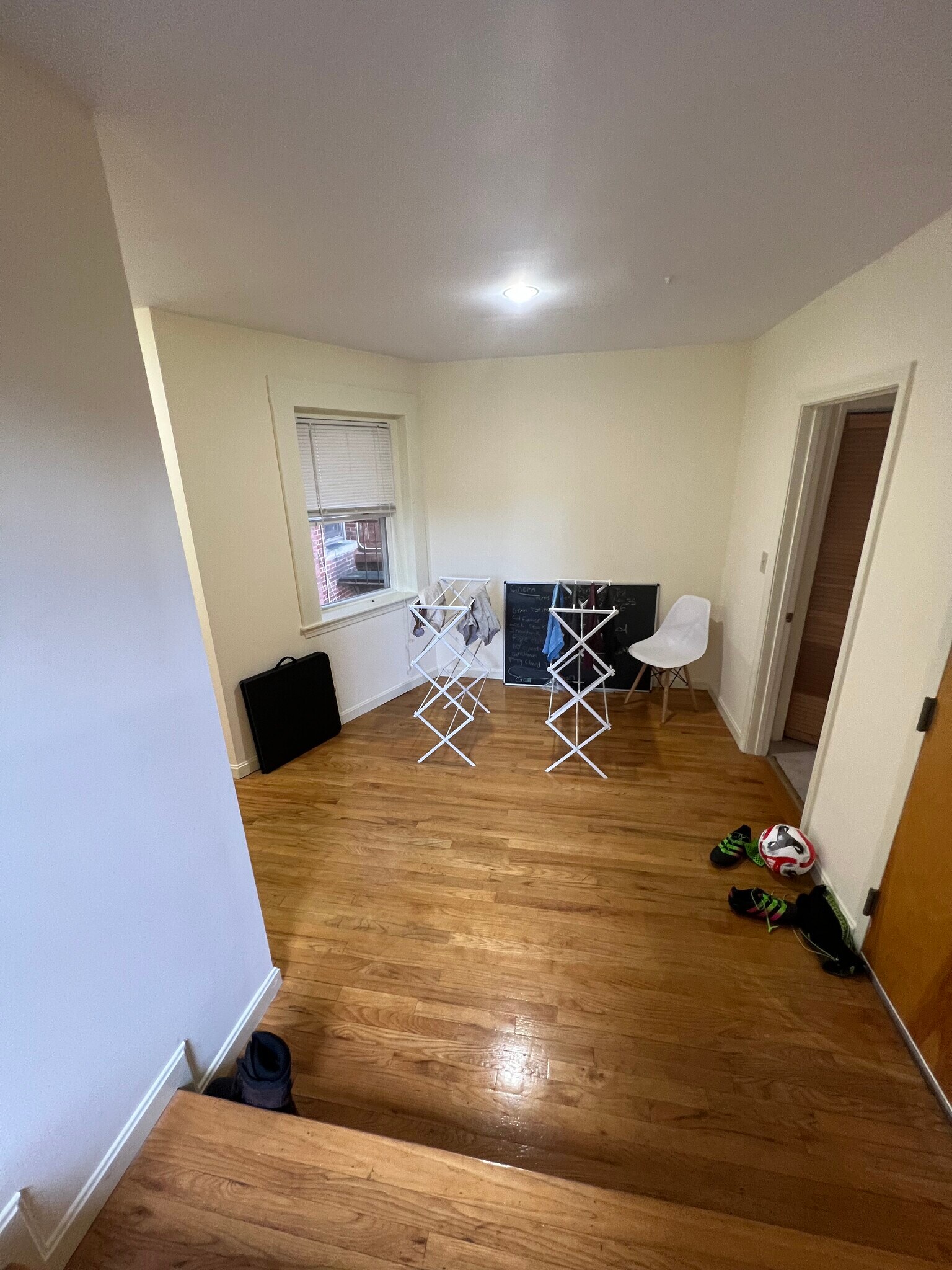 Building Photo - 1404 Beacon St