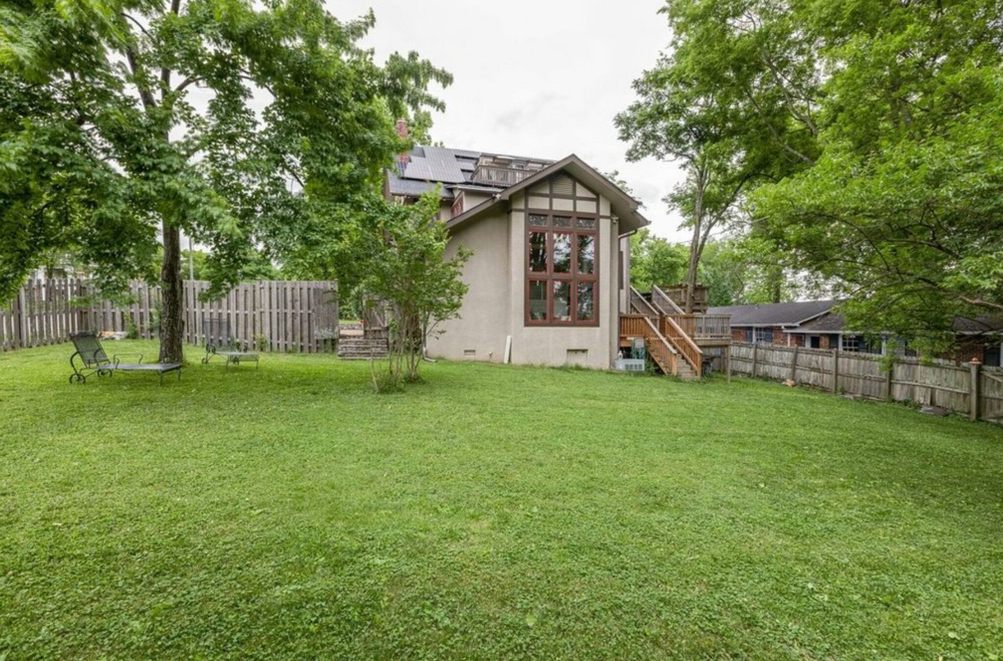 Building Photo - 1715 Cedar Ln