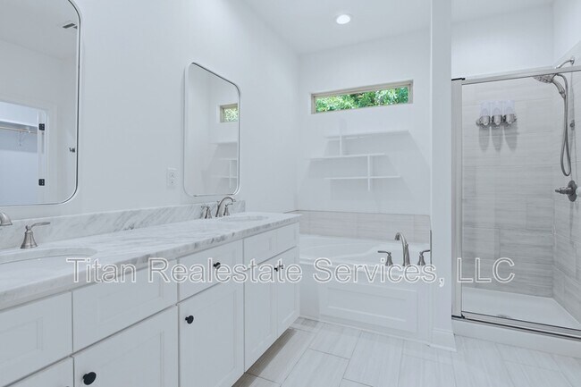 Building Photo - 114 Grays Lndg Ln