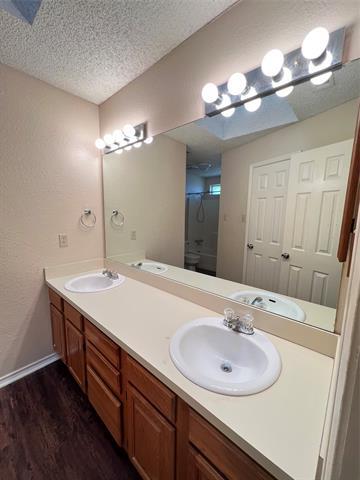 Building Photo - 1309 Aviary Dr