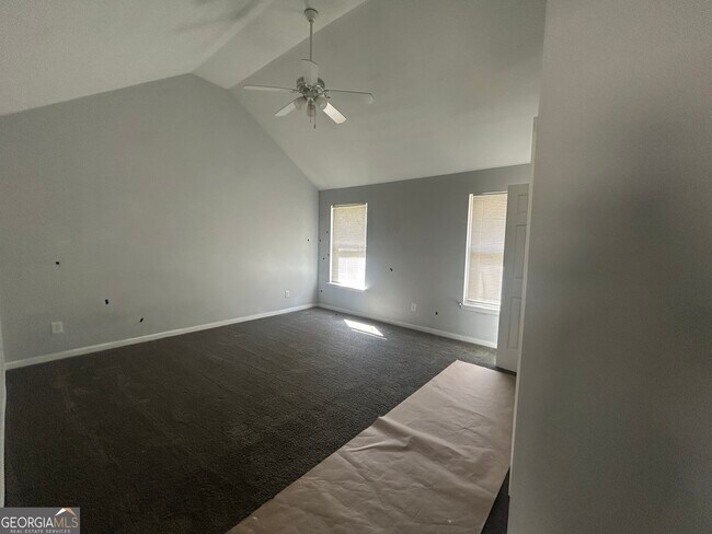 Building Photo - 6263 Shell Dr SW