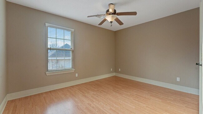 Building Photo - Newly update 4 bedroom house just off Double Springs Road