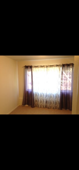 Bedroom 2 - 75-5743 Alahou St