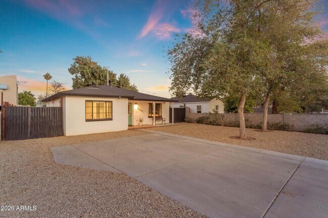 Building Photo - 2209 N 23rd St