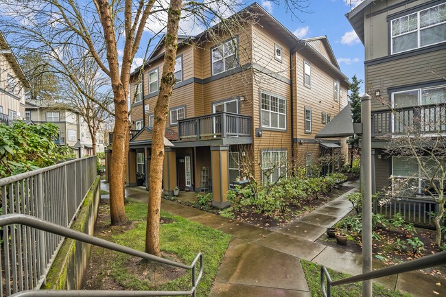 Building Photo - 3BD/2.5BTH in BEAVERTON!