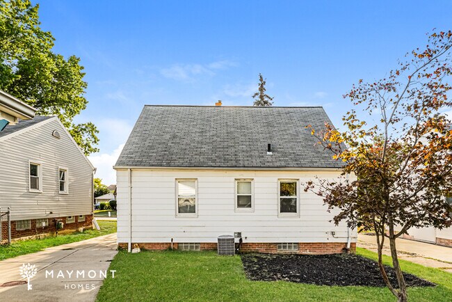 Building Photo - Cozy 3-Bedroom Home in Euclid, OH