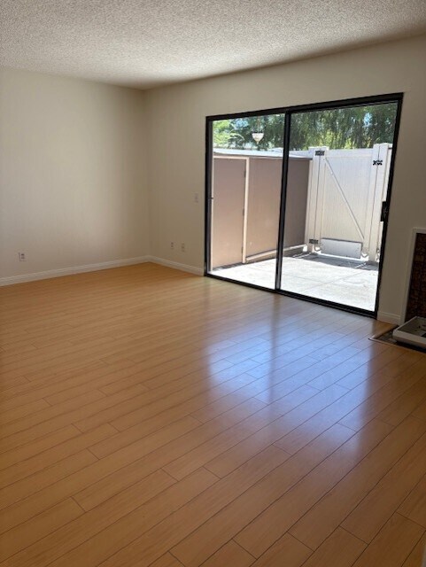 Patio Door living room - 28875 Conejo View Dr