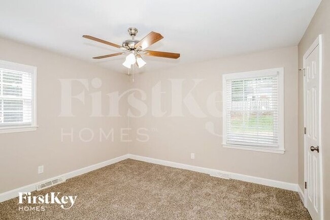 Building Photo - 1617 Calumet Pl