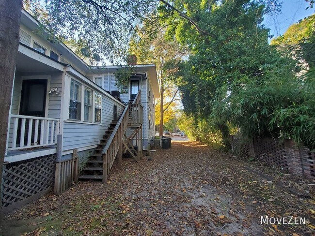 Building Photo - 604 N Blount St