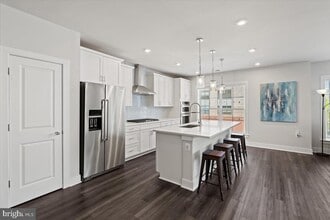 Building Photo - 106 St Ives Pl