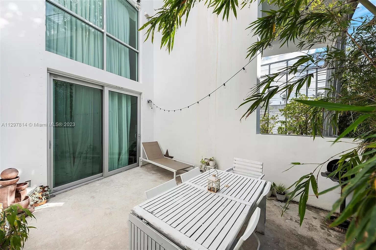 Building Photo - 221 Jefferson Ave