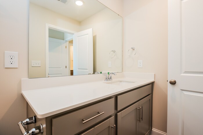 Building Photo - 171 Eagles Cliff Dr