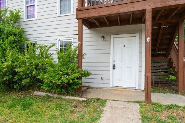 Building Photo - 6108 Spice Ridge Ln
