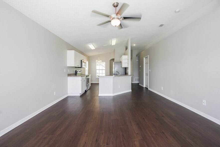 Building Photo - 13618 Silver Charm Ct