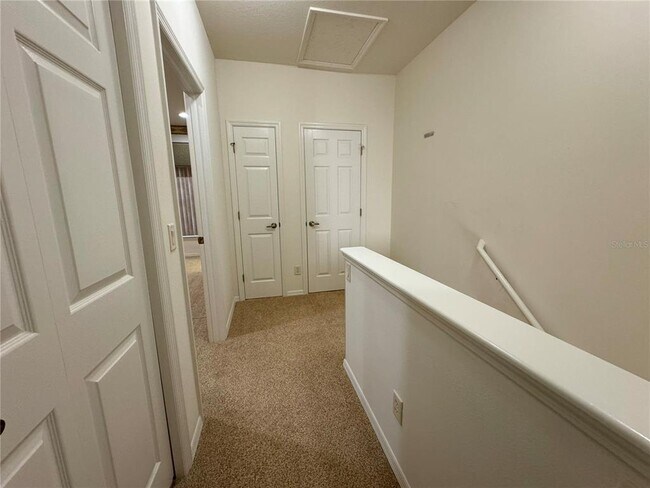 Building Photo - 1707 W Spring Meadow Loop