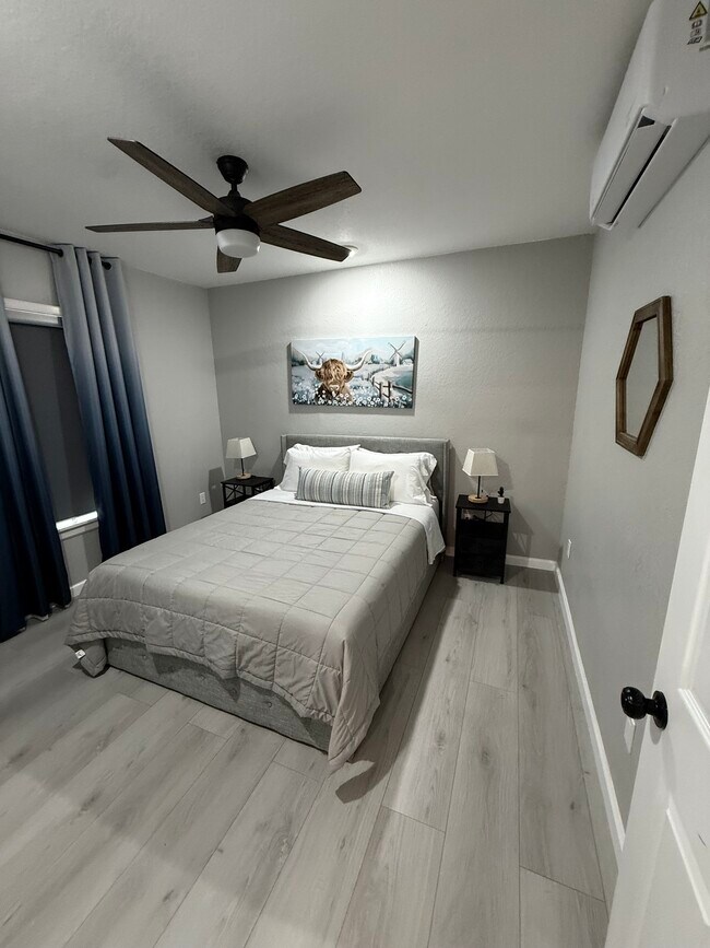 Building Photo - 2819 S Pine St