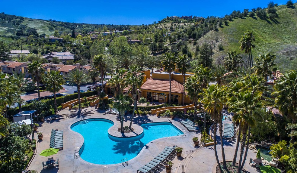 Malibu Canyon Apartments - Calabasas, CA | Apartment Finder