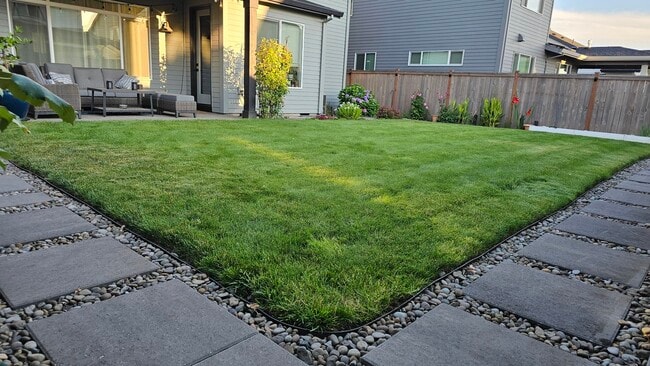Building Photo - 4078 SE 70th Ave