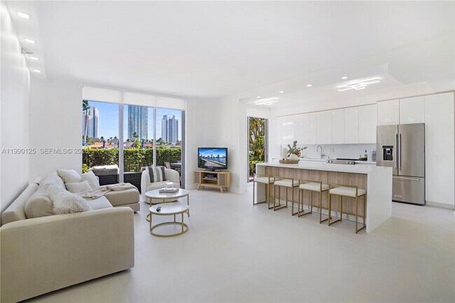 Building Photo - 19101 NE 36th Pl