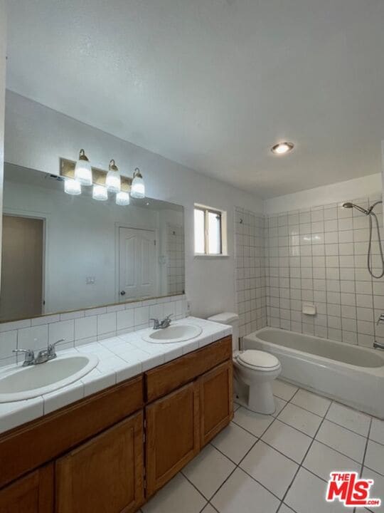 Building Photo - 503 K St