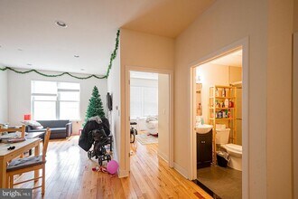 Building Photo - 1110 South St