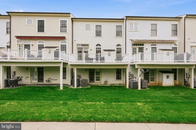 Building Photo - 50 Sharpstead Ln