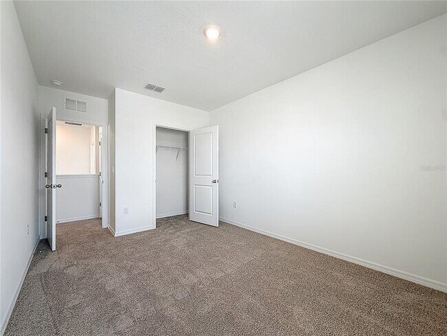 Building Photo - 35541 Kinsey Pt