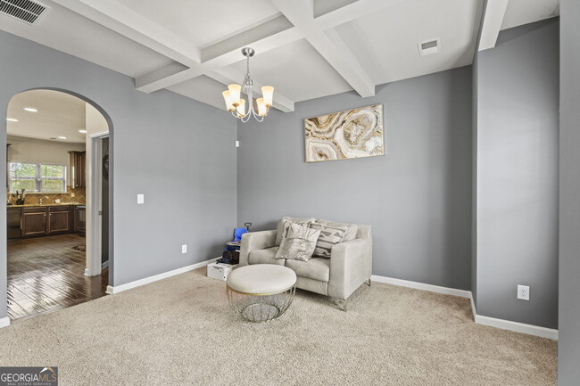 Building Photo - 6870 Diamond Dr