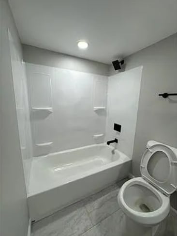 Building Photo - 4 Bedroom 2 Bathroom Rehabbed
