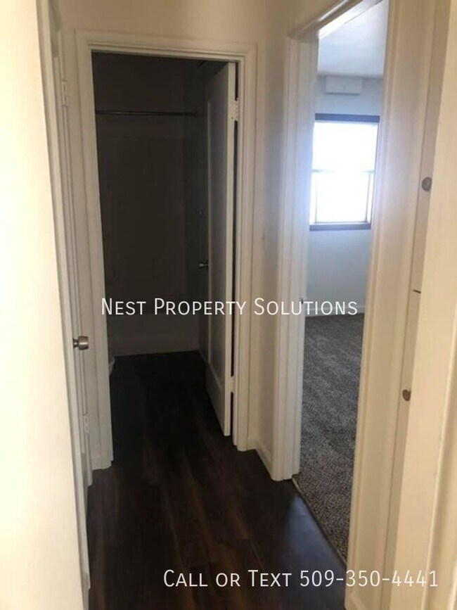 Building Photo - 1231 Arlington Dr