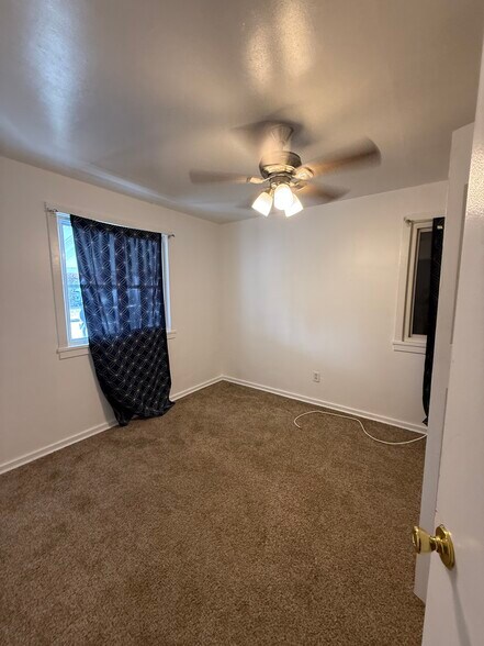 Building Photo - 2829 Batavia Ct