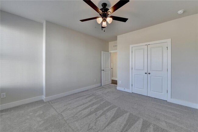 Building Photo - 1241 Waldon Xing