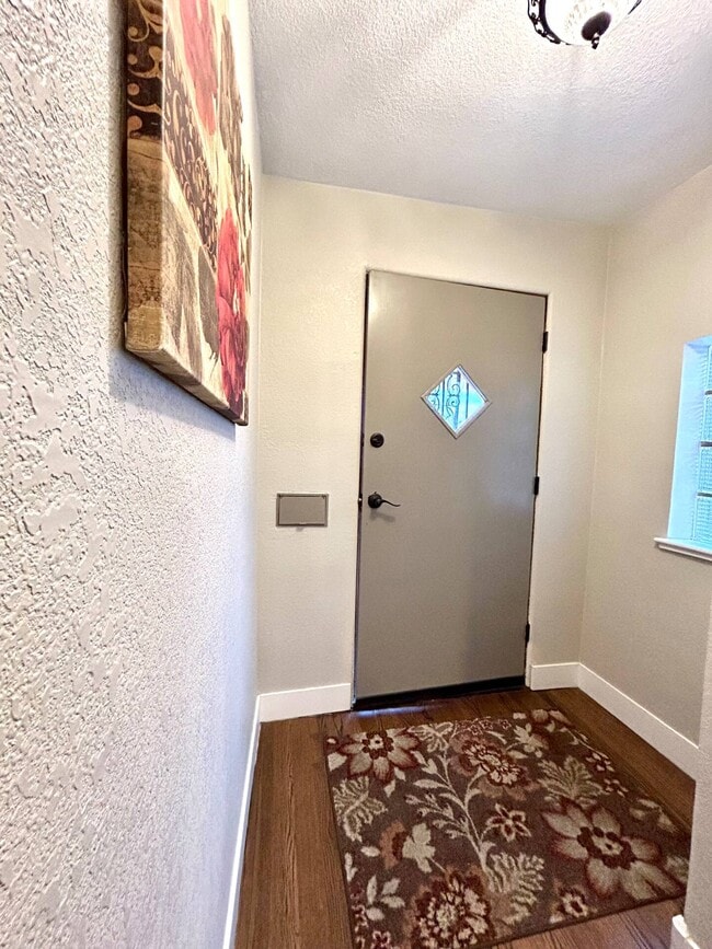 front entry - 2925 Newton St