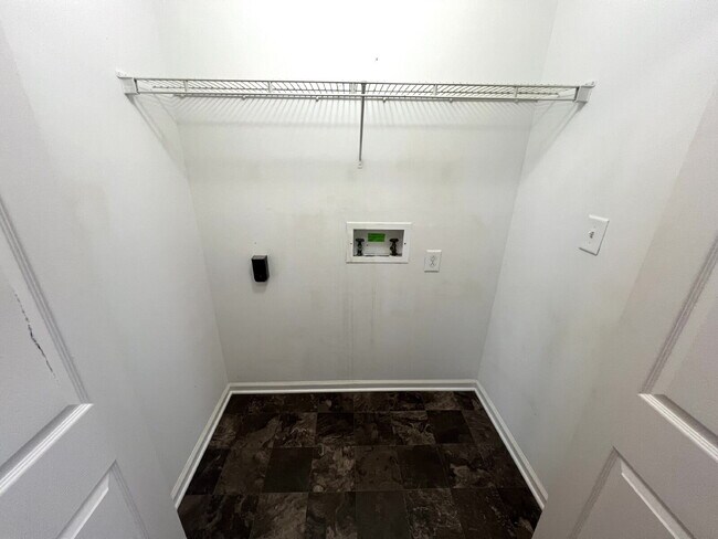 Building Photo - 1318 Whetstone Ct