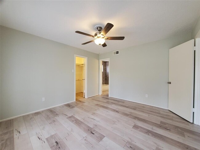 Building Photo - 19311 Lazy Valley Dr