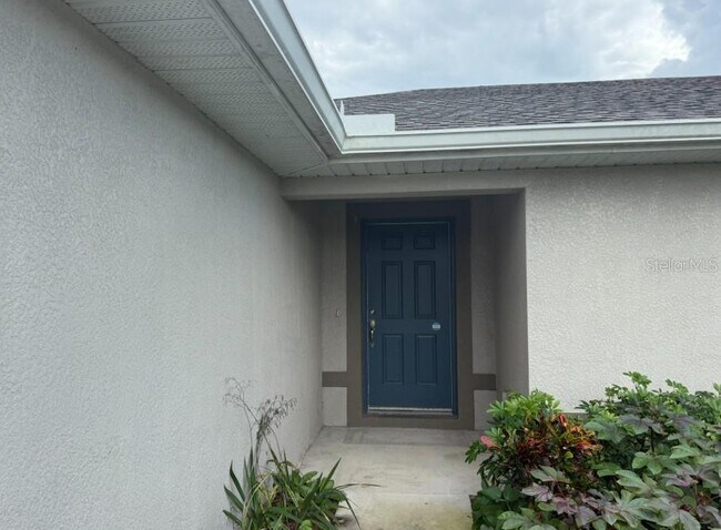 Building Photo - 11231 Kimberly Ave