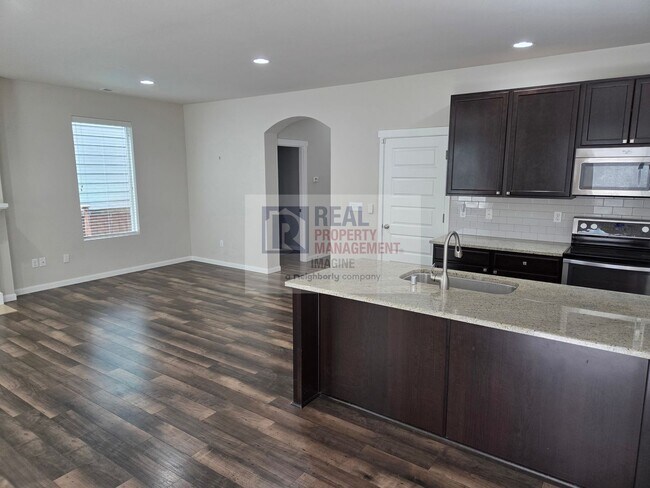 Building Photo - Modern 3 Bedroom, 2.5 Bath Home In Quiet Community!