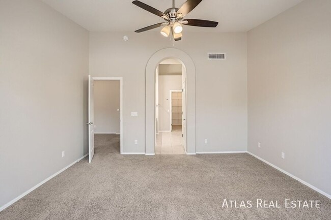 Building Photo - 8622 E Bullrider Pl